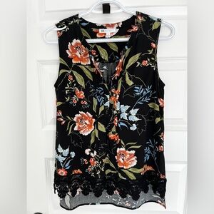 DR2 Black Floral V-Neck Sleeveless Top with Lace Trim